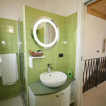 بيت للعطل Casa Luisella - By Lovecomo *