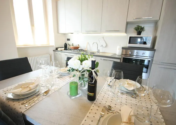 Casa Luisella - By Lovecomo סלה קומצ'ינה